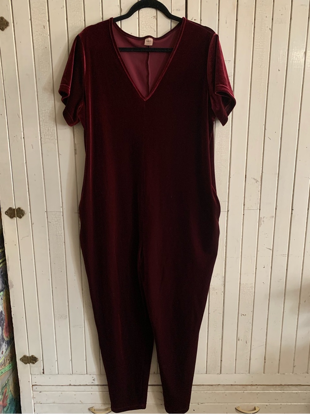 Smash & Tess Velvet Sunday Romper Merry Merlot Size XL - Picture 2 of 8